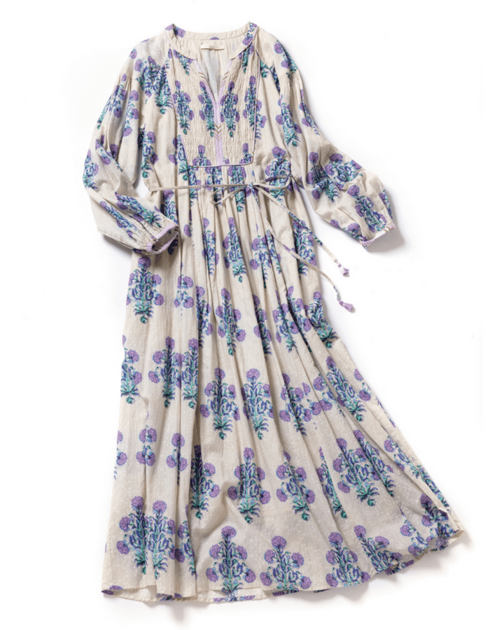 NE QUITTEZ PASのコットンジャカードワンピース 綿ジャカードにブロックプリントをオン。袖口ゴム入り。3万800円（ヌキテパ／パサンド バイ ヌキテパ）