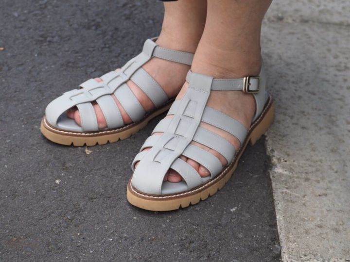 グルカサンダル