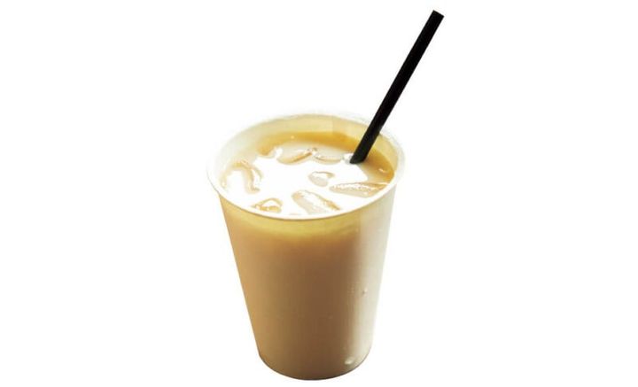 デトックス効果のある冬瓜茶のミルクティー（50元）はアイスのみ。