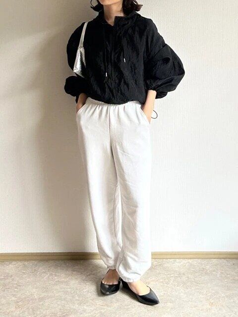 2025guスウェットジョガーパンツお手本コーデ