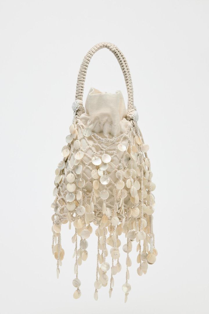 画像2: 出典：ZARA