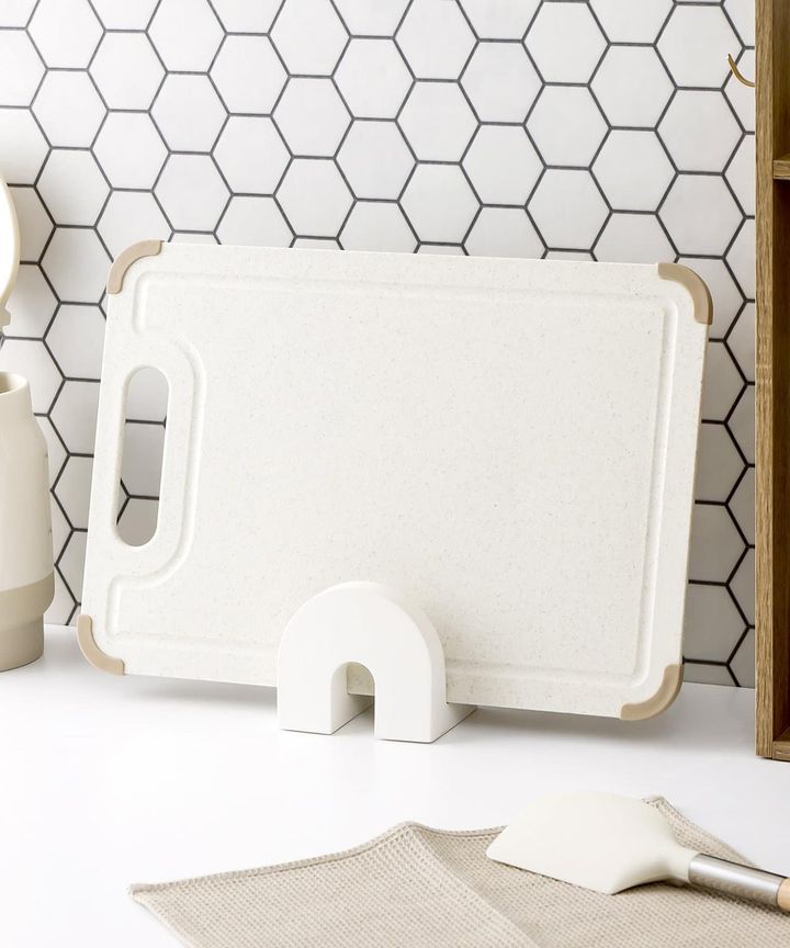 画像1: 出典：3COINS