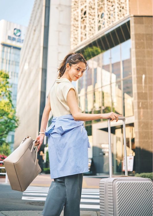 ¥2,990のGUパンツとつくるきれいめ通勤コーデ