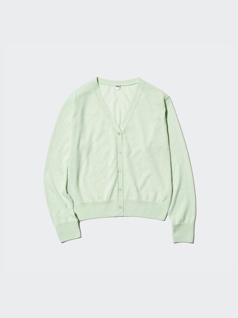 2025夏ユニクロライトVネックカーディガン