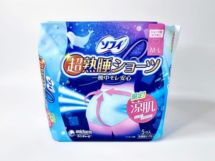 ソフィ「超熟睡®ショーツ 涼肌（すずはだ）」のパッケージ