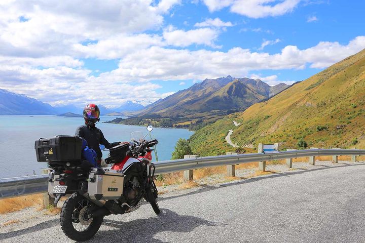 ’19年に訪れたニュージーランド。美しい自然の中キャンプも