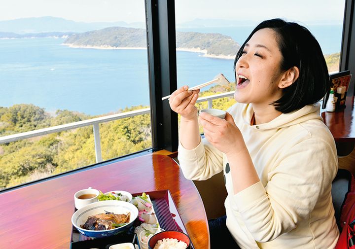 桜も満開！春の紀伊国で桜鯛＆ご当地麺｜多聞恵美ルポ／和歌山県・和歌山市