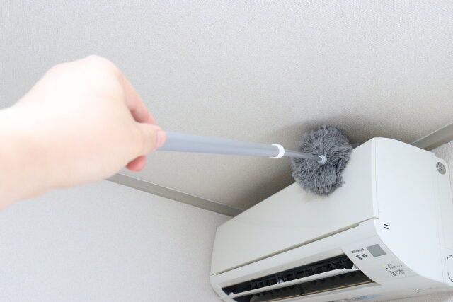 マイクロファイバーダスター エアコン上