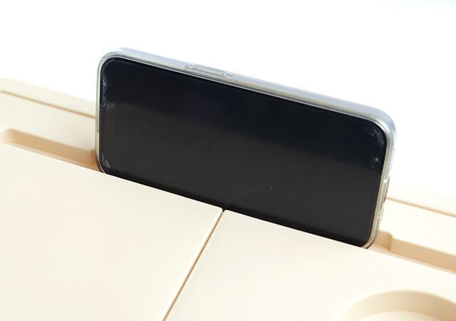 タブレット立て