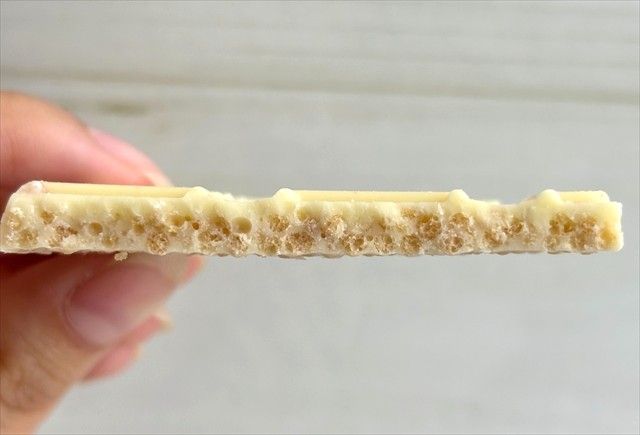 クランキー〈塩バニラ〉 断面