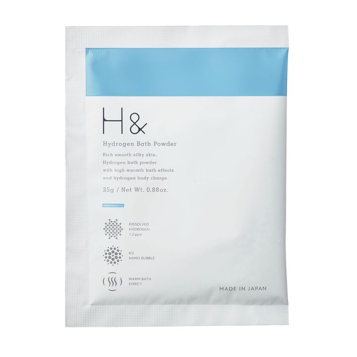 1.2ppmの高濃度水素と温浴効果でポカポカ感が続く入浴剤。BATH POWDER 25ｇ×2sets ¥660／H&（スイソサム）