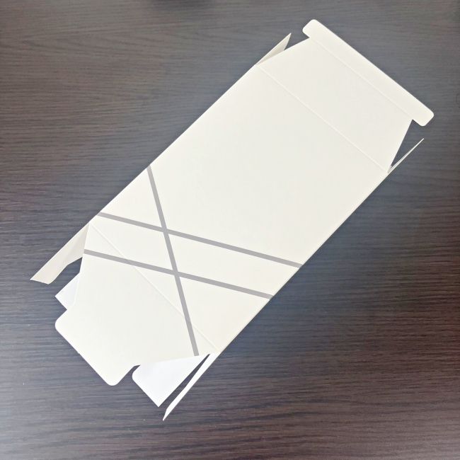 箱ごと「ポイッ」で手間いらず！ 生理用品の処理も簡単に→【3COINS】の超便利アイテムとは！？