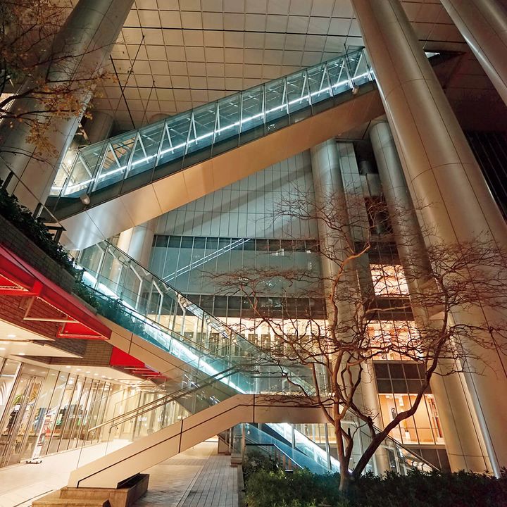 六本木〈泉ガーデンタワー〉エレベーター