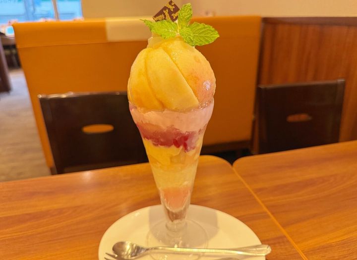 フレッシュ桃まるごと1個使ったザ・サンデー