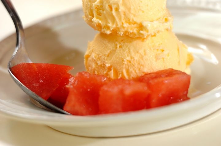 バニラアイススイカソースがけの作り方1
