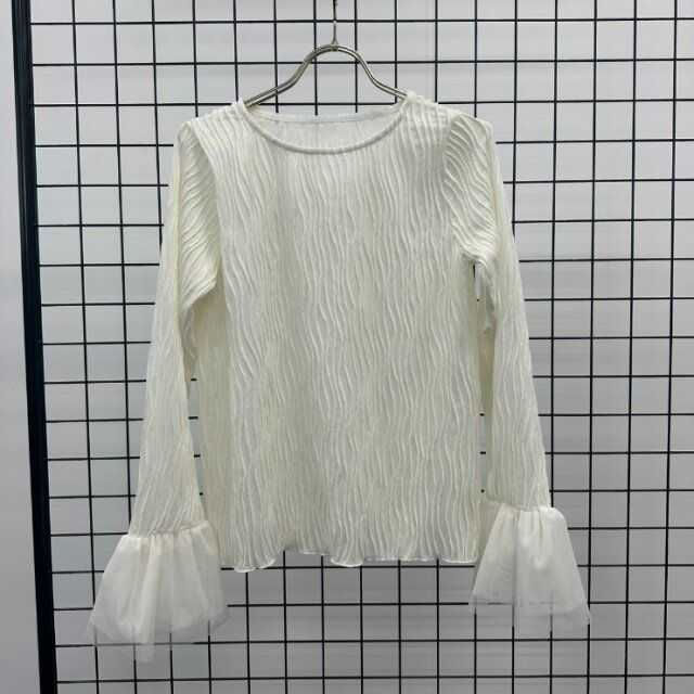 2025しまむら新作袖チュールウェーブプルオーバー