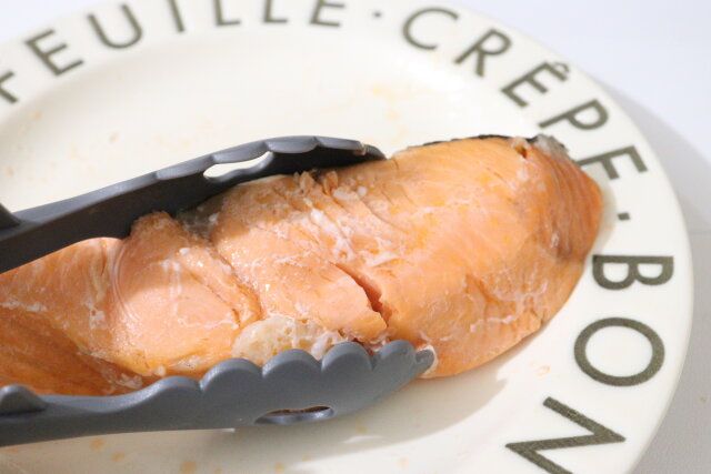 ダイソーの使いやすいミニトング（wavy）