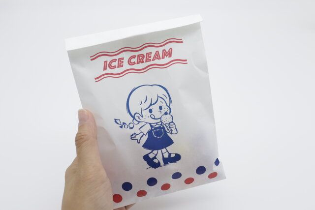 ダイソーのレトロ可愛い駄菓子袋