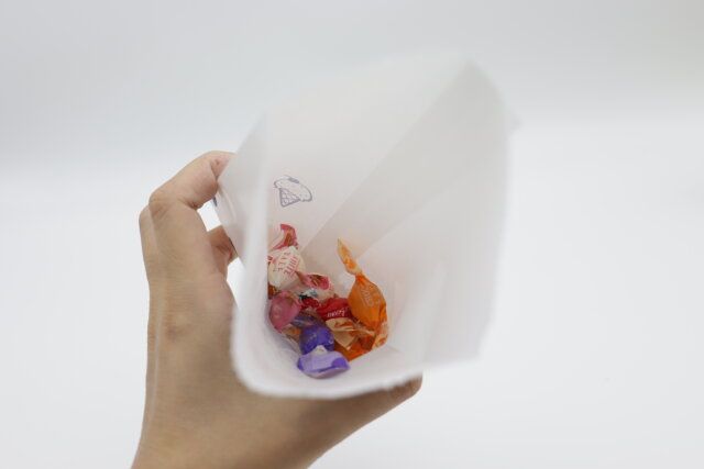 ダイソーの駄菓子袋はお菓子のおすそ分けにぴったり