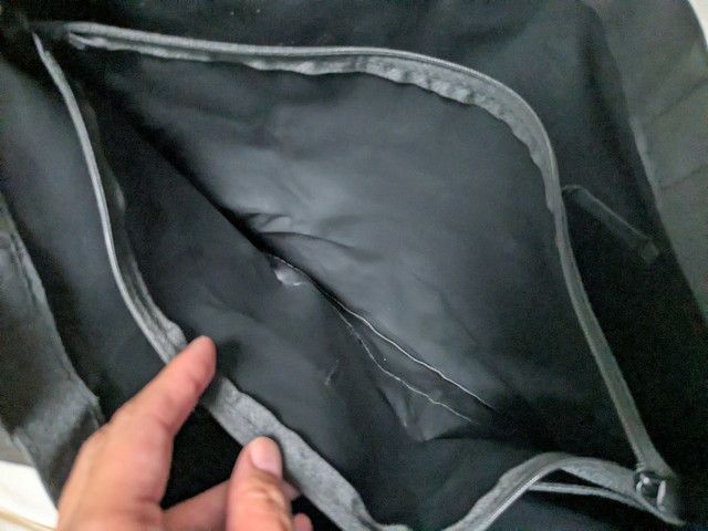 ミラ・ショーンのトートバッグ