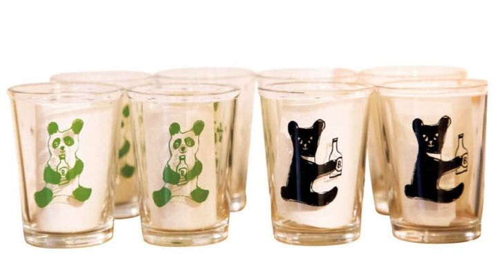 オリジナルの動物のイラストとミニサイズが可愛い台湾のビールグラス（各140元）。