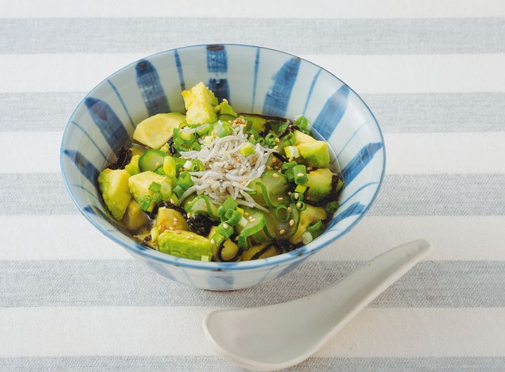 きゅうりとアボカドの出汁茶漬け