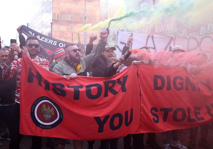 昨季のプレミアで「逮捕されたファンが最も多かったチーム」TOP5