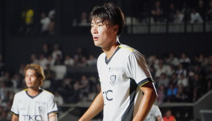 ダービーで今季リーグ戦初先発に抜てきの大卒ルーキーが勝利に貢献「スタメンで出たいという気持ちで…」