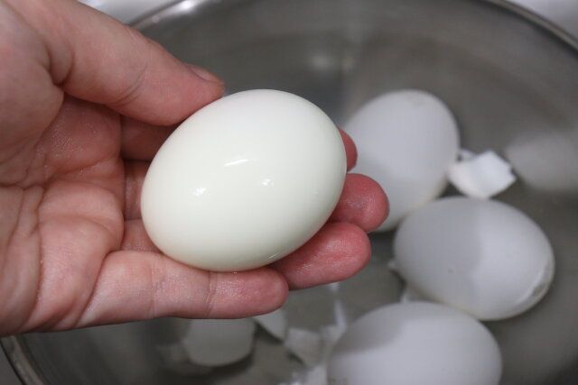 3COINS スリーコインズ スリコ KITINTO ゆでたまごメーカー 使用例 作り方 仕上がり 殻むき