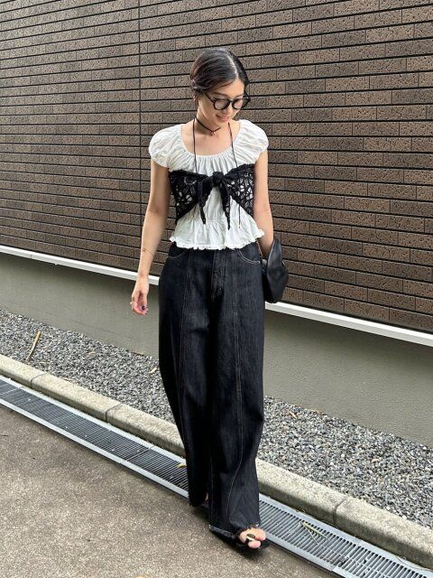 黒デニムコーデ2