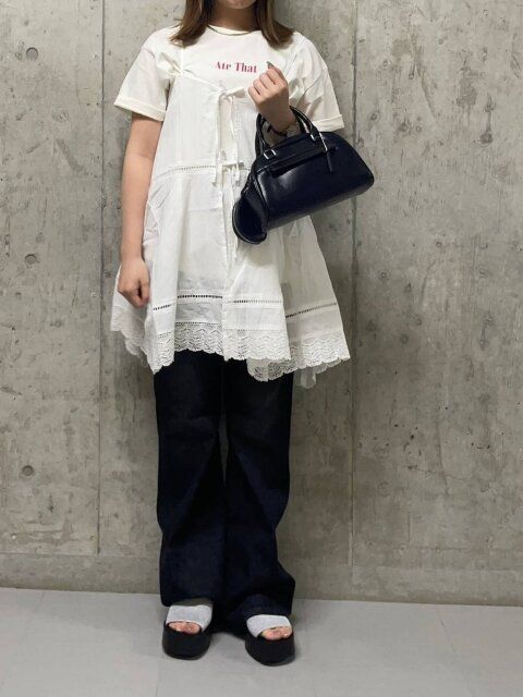 黒デニムコーデ5