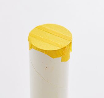 0歳の育脳おもちゃ♪ トイレットペーパーの芯で「にんじんマラカス」を作ろう！の画像7