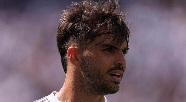 契約解除料1700億円で契約更新も…22歳スター、世界的強豪でスタメンから一気に構想外扱いか