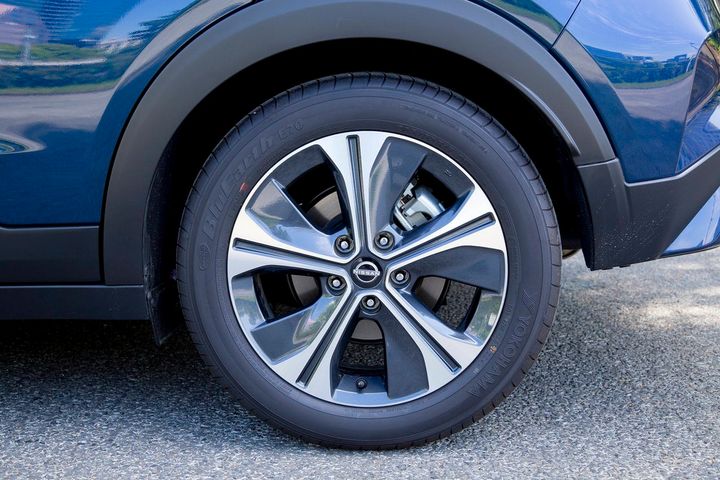 日産キックスe-POWER 4WD