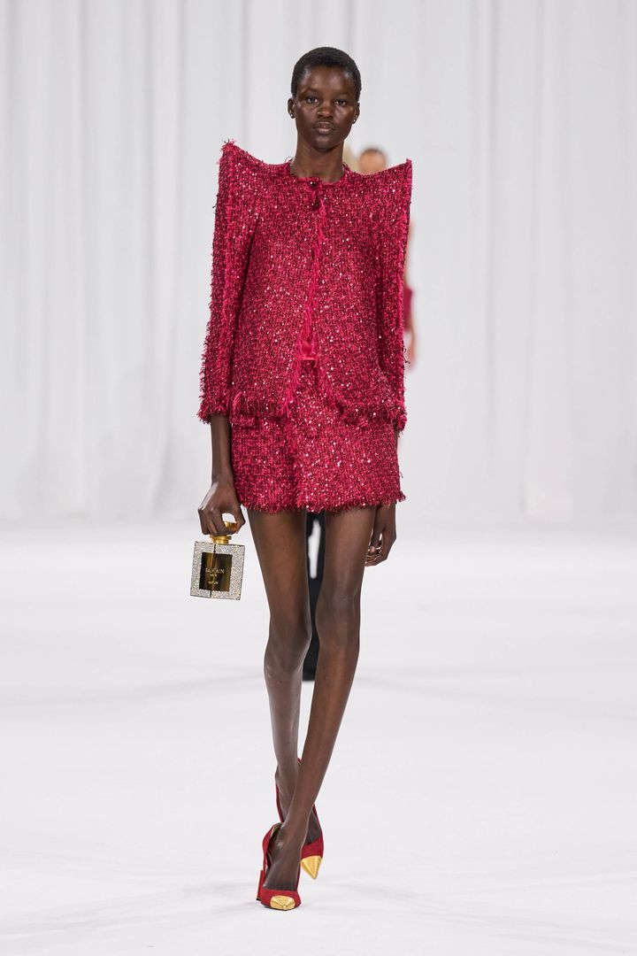 バルマン、2025年春夏コレクション