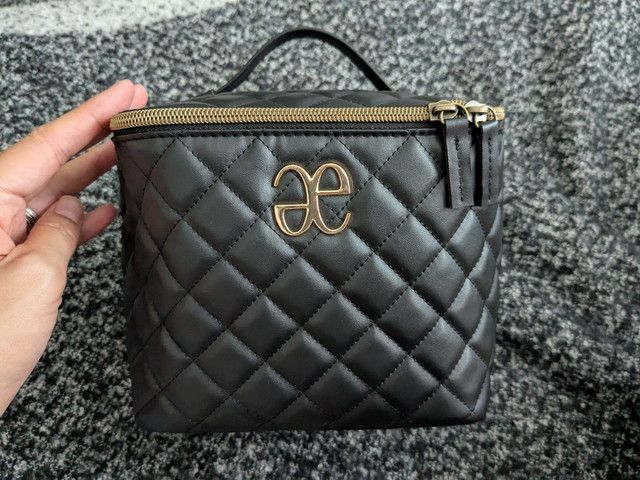 エレガンスコスメポーチ