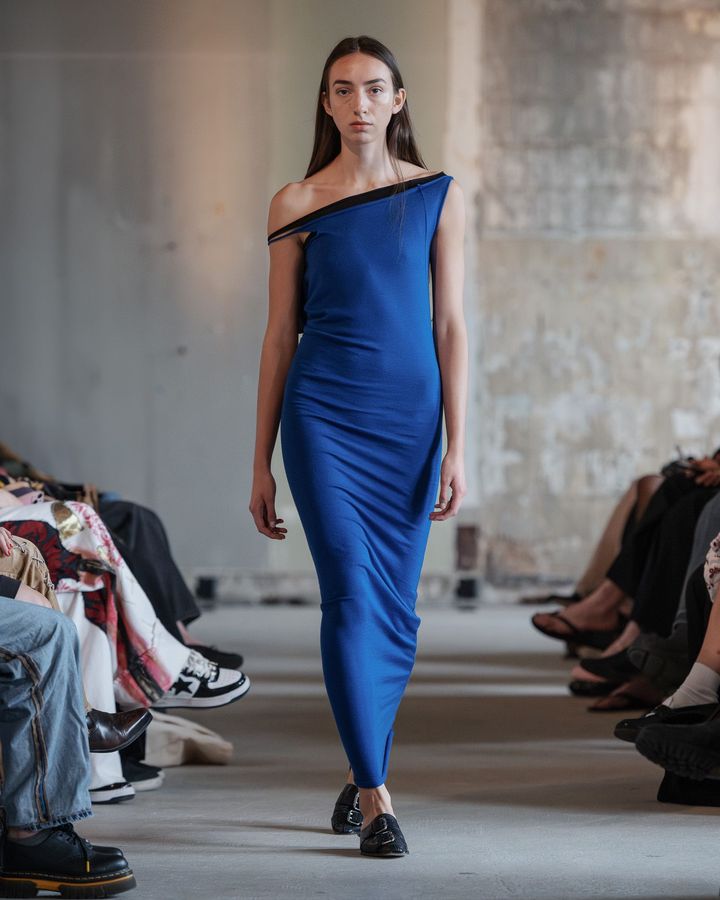 スタジオ コンスタンス 2026年春夏コレクションより。