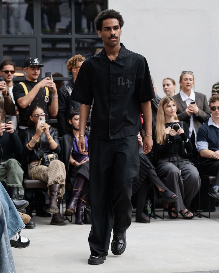 テメスゲン 2026年春夏コレクションより。