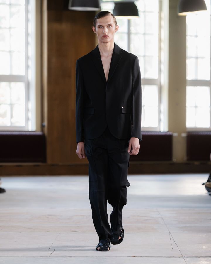 パストテンス 2026年春夏メンズコレクションより。