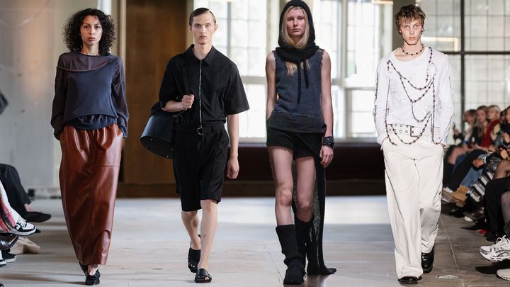 左からスタジオ・コンスタンス、パストテンス、イマスコピ、シームスによるルック。