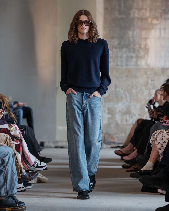 スタジオ コンスタンス 2026年春夏コレクションより。