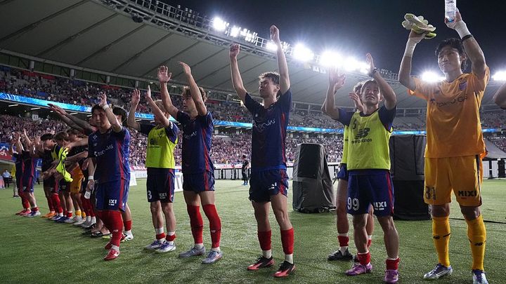 「可愛くて強いって最強」AKB48元候補生の堀元聖夏さん、FC東京対浦和でMC＆瓦割りを披露！