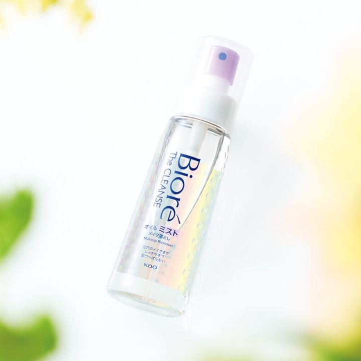 〈1位〉 ビオレ ザ クレンズ オイルミストメイク落とし 120mL ￥1,600（編集部調べ）／花王