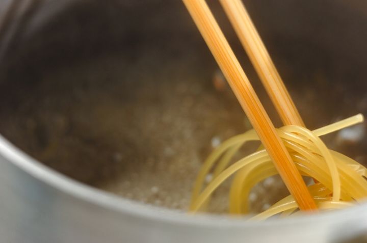 チキンとトマトのバジルスパゲティーの作り方2