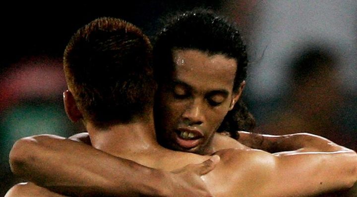 来日したロナウジーニョ、再会した48歳中田英寿氏との2ショット投稿！義姉は「アリガト、広島」