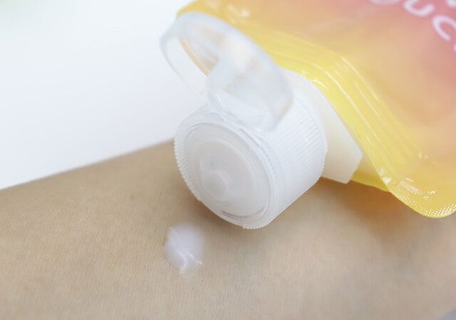 ダイソーの掛けられるつめ替えパウチ6