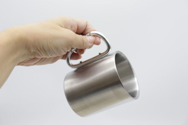 2重ステンレスマグ（260mL、カラビナ取っ手） 取っ手