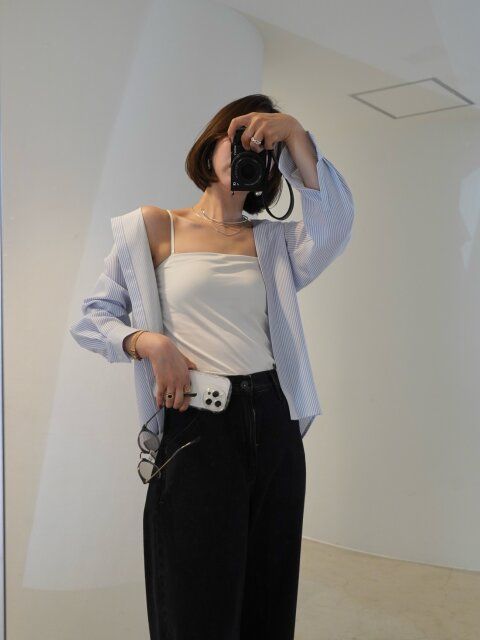 ユニクロ エアリズムコットンブラチューブトップ WHITE 着用