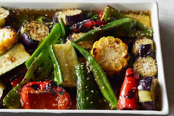 つくり置くからおいしくなる、野菜のマリネ