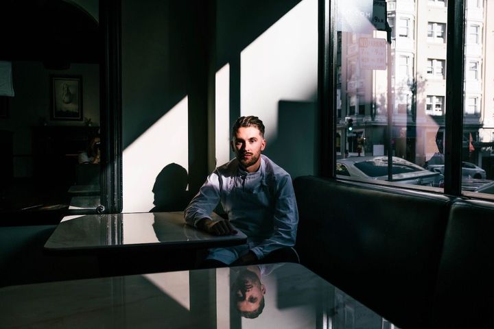 ロンドン生まれのハリソン・チェイニーは、物心ついたときにはシェフを目指していたという。Photo_ Tina Yang